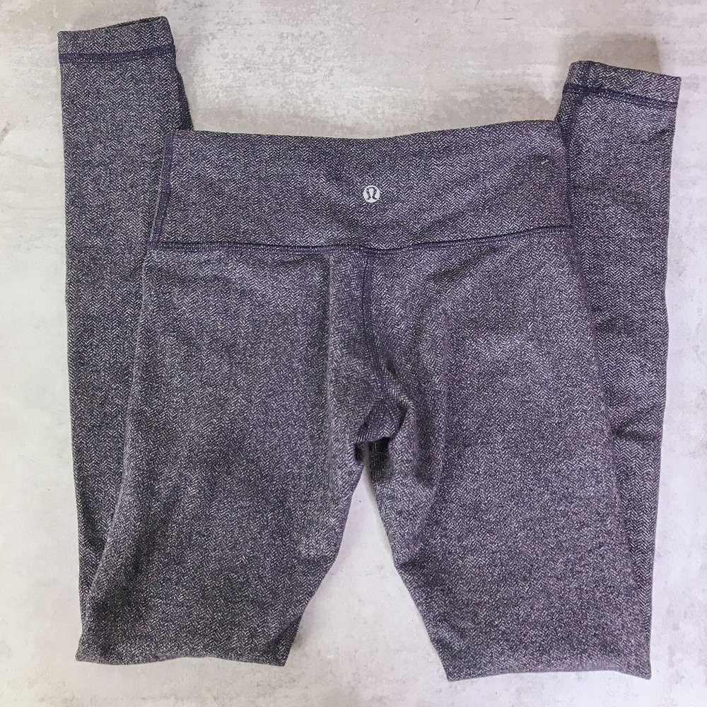 Lululemon Navy Chevron Wunder Under Leggings Size4